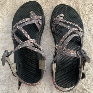 Chacos ladies size 8 sandal
